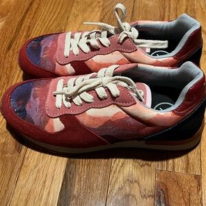 Inkkas Red and Pink Andes Joggers Athletic Shoes 8, like new